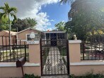 Foto principal - 2430 NW 101st St