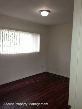 Foto del edificio - 1010 A Ave