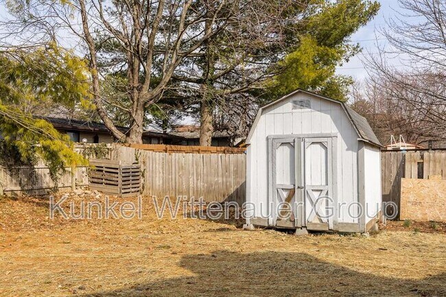 Foto del edificio - 1109 Danzig Dr