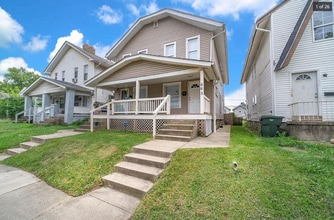 Building Photo - 667 Frebis Ave