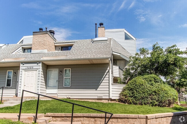 Building Photo - 17093 E Tennessee Dr