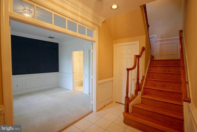Foto del edificio - 1119 N Kirkwood Rd