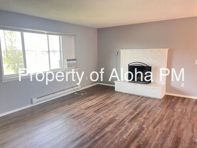 Building Photo - 619 White Cloud Dr