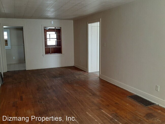 Foto del edificio - 3 br, 1 bath House - 829 W. Woodlawn St