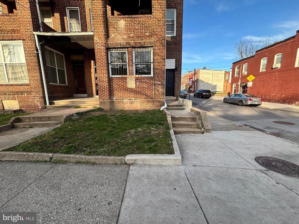Primary Photo - 2325 Reisterstown Rd