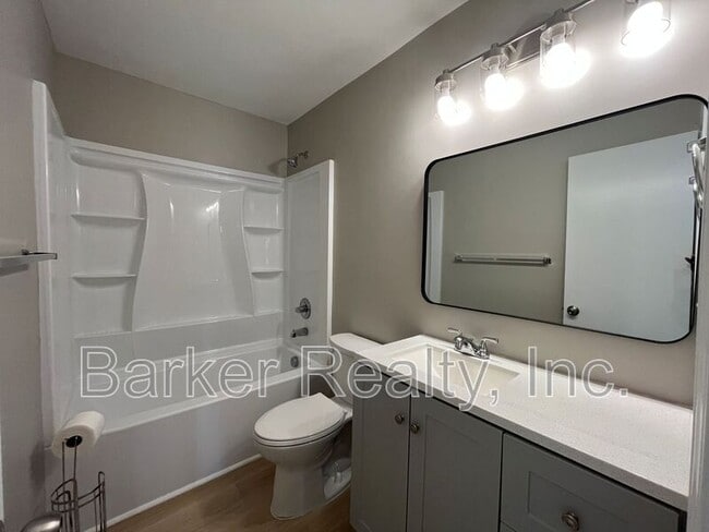 Building Photo - 4608 Brockton Dr