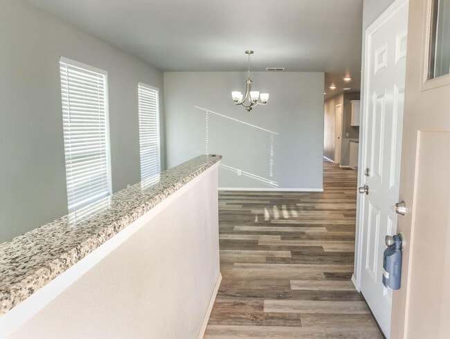 Foto del edificio - 1107 N Englewood Ave