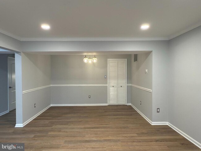 Building Photo - 3945 Wilcoxson Dr