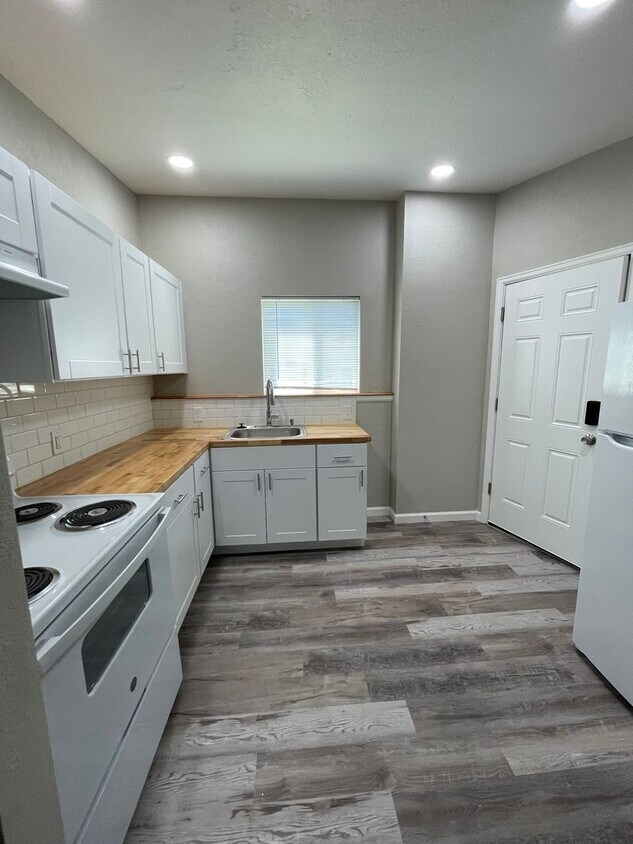 Primary Photo - newly renovated, and in a essential locati...