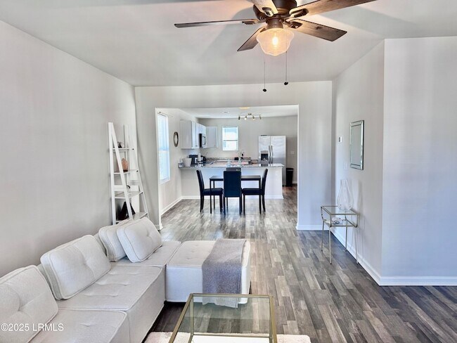Foto del edificio - 23 Island Breeze Ln