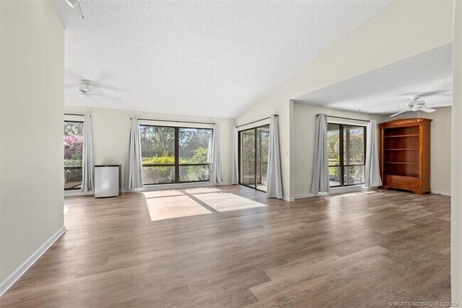 Foto del edificio - 2621 SW Egret Pond Cir