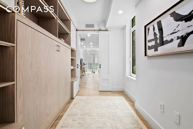 Foto del edificio - 101 E 2nd St