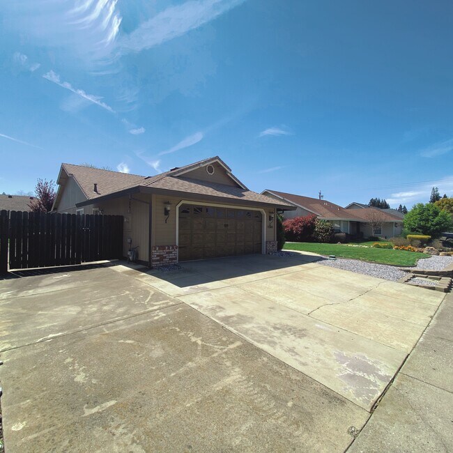 1580 Portofino Dr, Yuba City, CA 95993 House Rental in Yuba City, CA