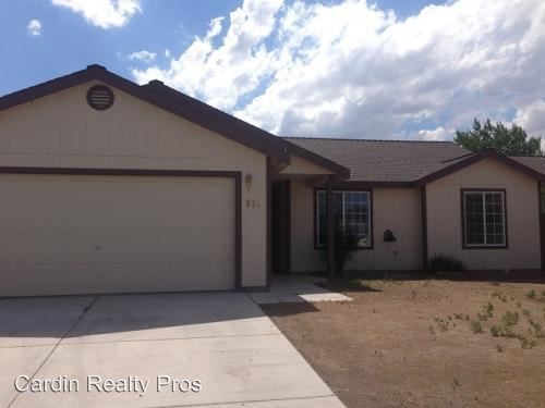 Foto principal - 614 Brook Ln