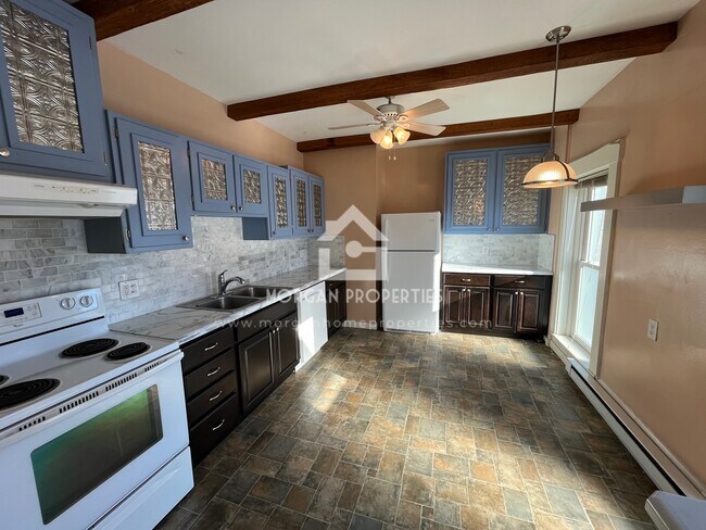 Foto del edificio - 110 W 13th St