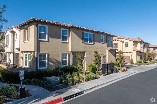 Paloma at West Creek