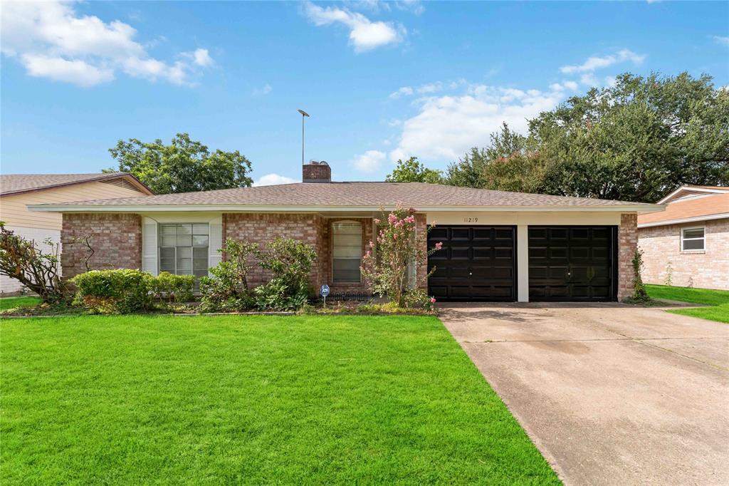 Foto principal - 11219 Ensbrook Dr