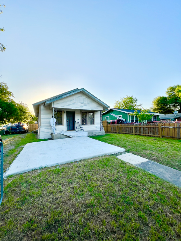 Foto principal - 4611 S Hackberry St