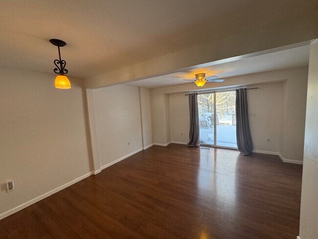 Foto del edificio - 4363 Heritage Dr