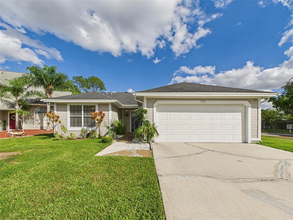 Primary Photo - 125 Spanish Moss Ct