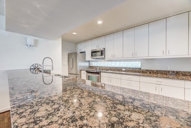 Foto del edificio - 4122 Travis St