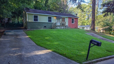 Building Photo - 2871 Marco Dr NW