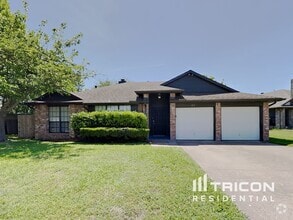 Building Photo - 212 Sunset Dr