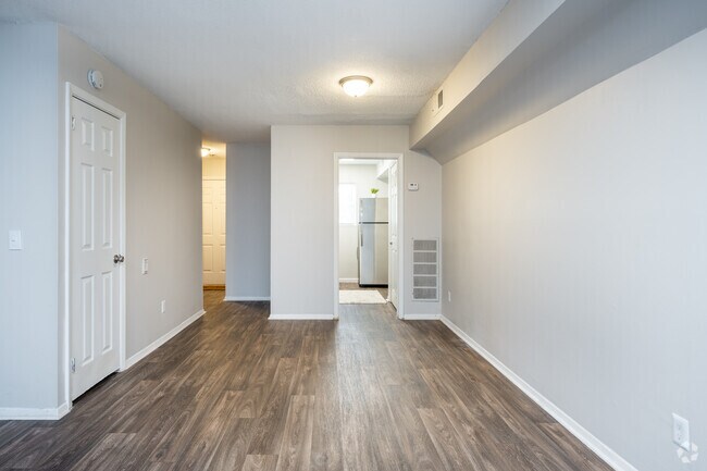 2HAB, 1.5BA - 950 ft² - 100 Regency at Clemson