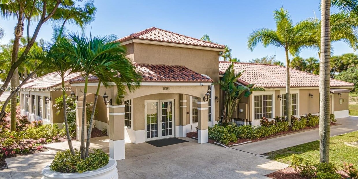 1080 Benoist Farms Rd Unit 201, West Palm Beach, FL 33411 Apartment