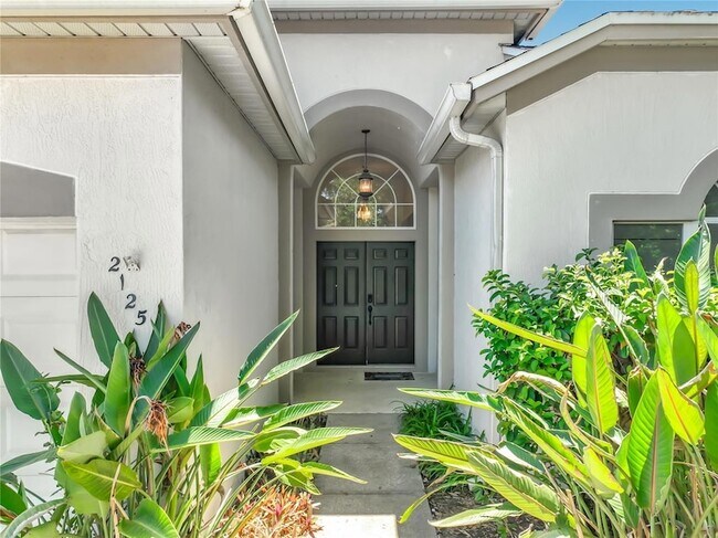 Foto del edificio - 2125 Emerald Green Cir