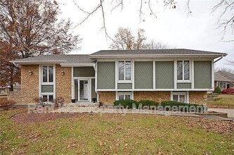 Building Photo - 1524 NE 99th St