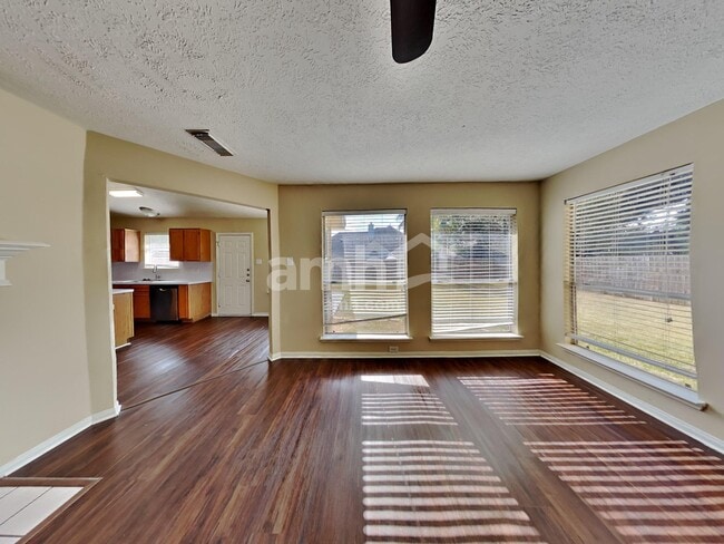 Foto del edificio - 2908 Cambridge Circus