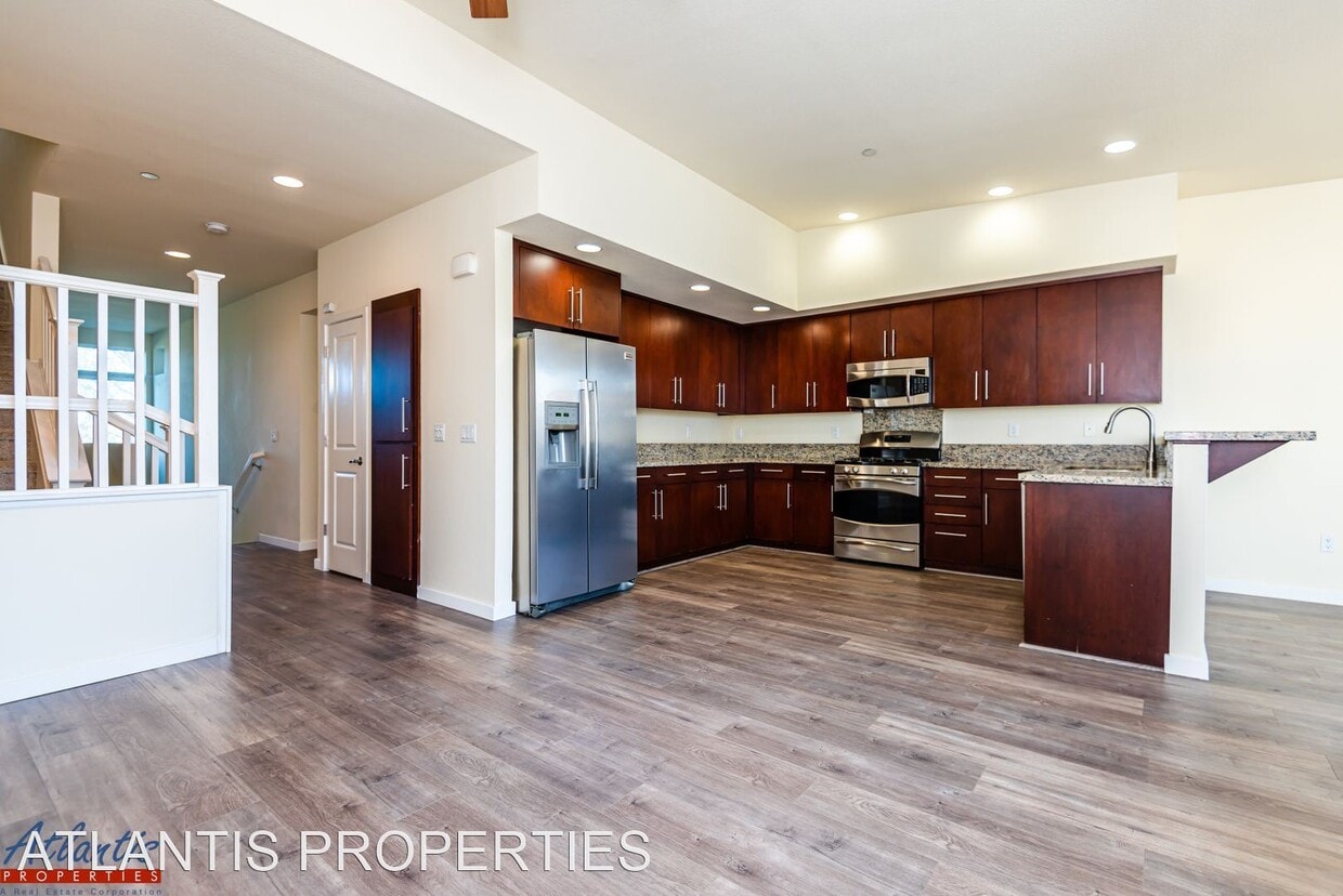3 br, 2 bath House - 3281 Berryessa Street...