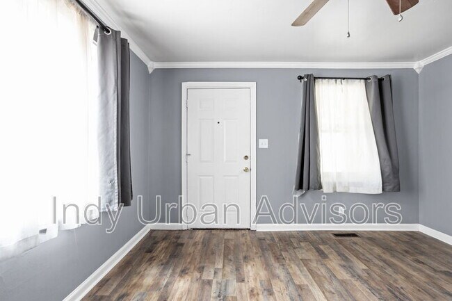 Building Photo - 4537 Crittenden Ave