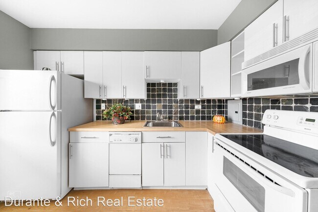 Foto del edificio - 1 br, 1 bath House - 501 E Prospect Ave. U...