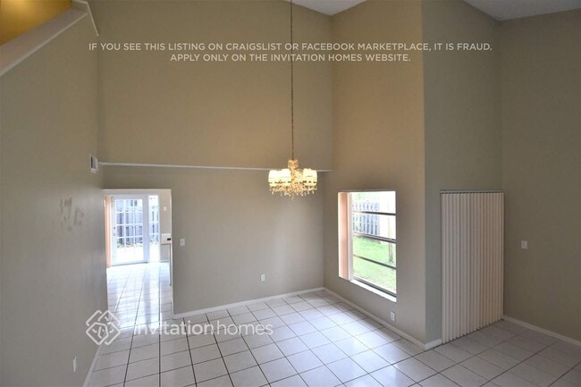 Building Photo - 13995 Langley Pl