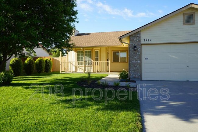 Building Photo - 7979 W Snohomish St