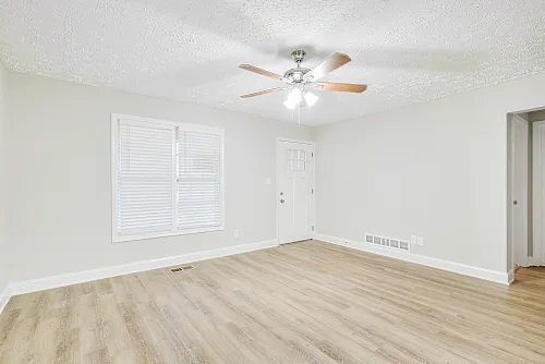 Foto del edificio - 5485 Pine Dr SW
