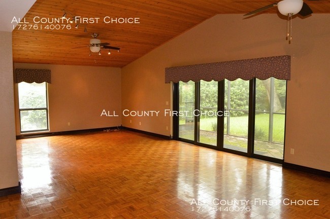 Building Photo - Beautiful Dream Home In Clearwater