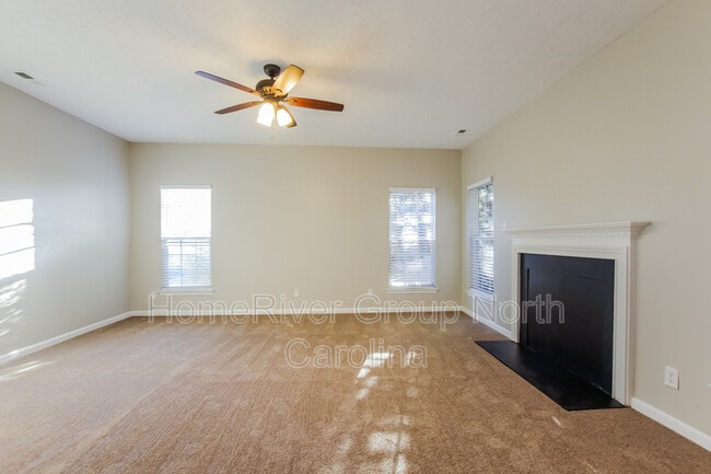 Building Photo - 1010 Lavenham Pl