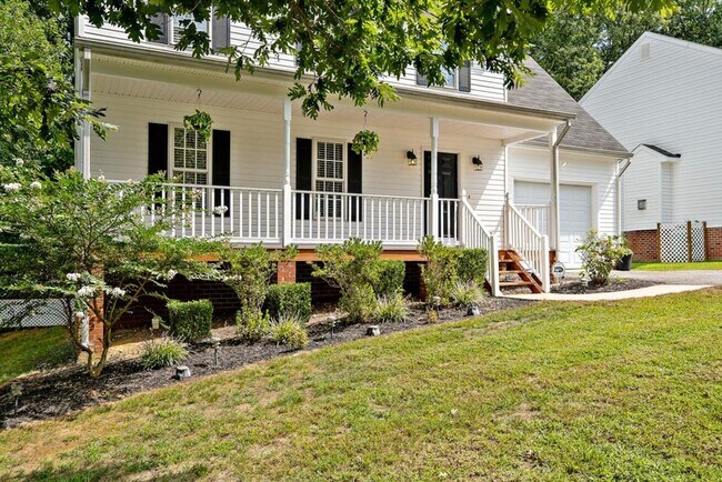 Building Photo - 4 Bedroom Home -Ashbrook Subdivision-Cosby...