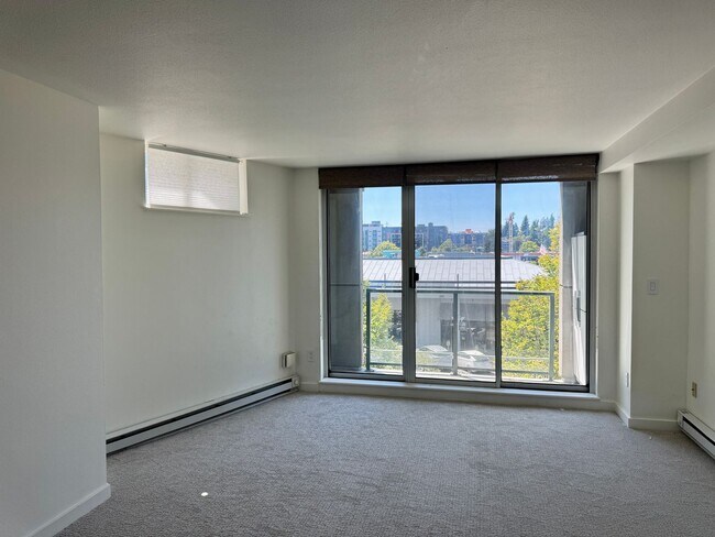 Foto del edificio - DT Bellevue Condo