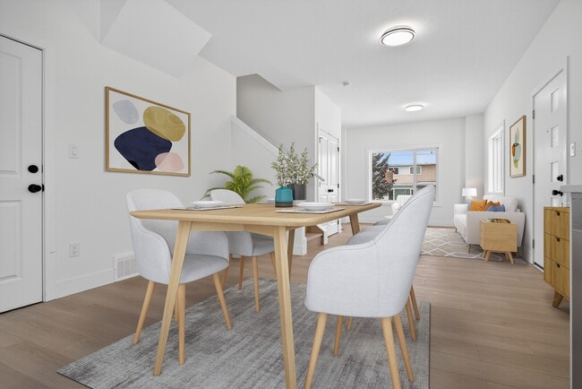 Building Photo - 15503-15599 99 Ave NW