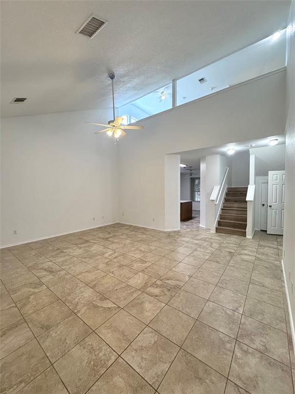 Building Photo - 1800 Honey Creek Ln