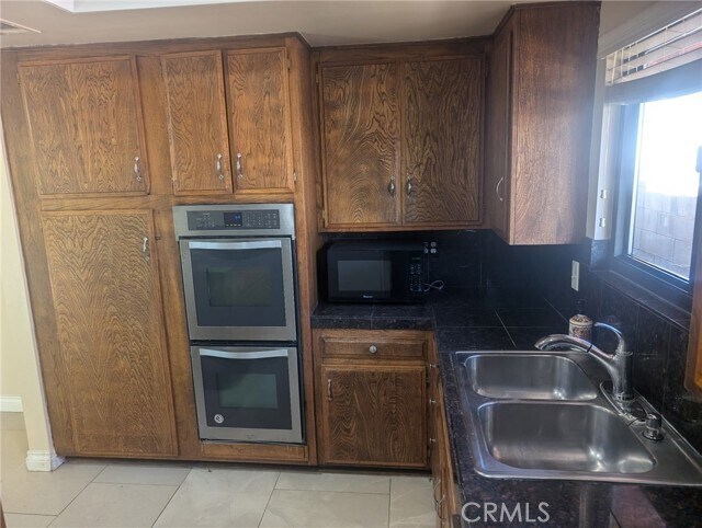 Foto del edificio - 4029 N Gayle St