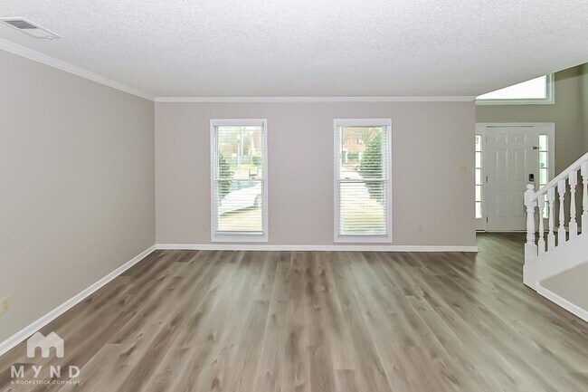 Building Photo - 8819 Lindstrom Cove