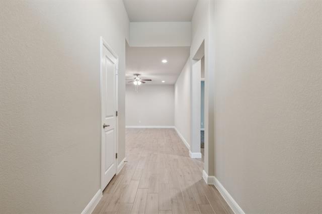 Foto del edificio - 404 Dunmore Dr