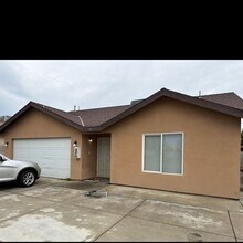 Building Photo - 705 S Brown St