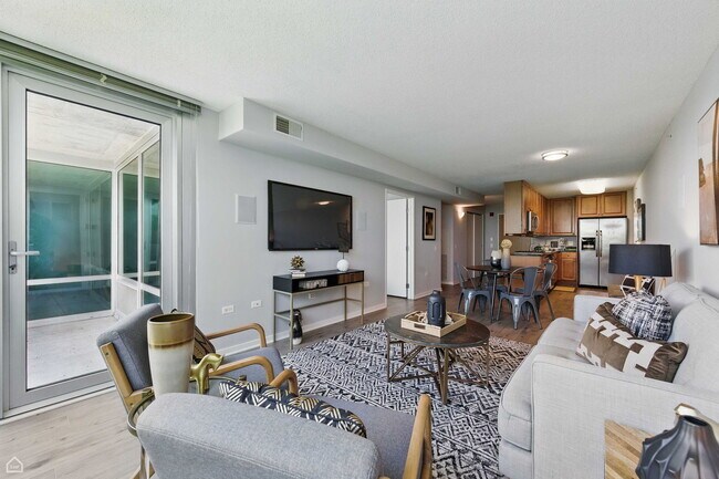Foto del edificio - 9715 Woods Dr