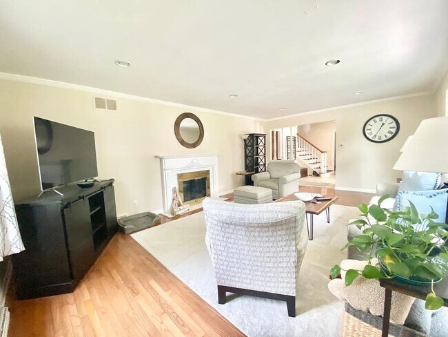 Foto del edificio - 3431 W Colette Ct